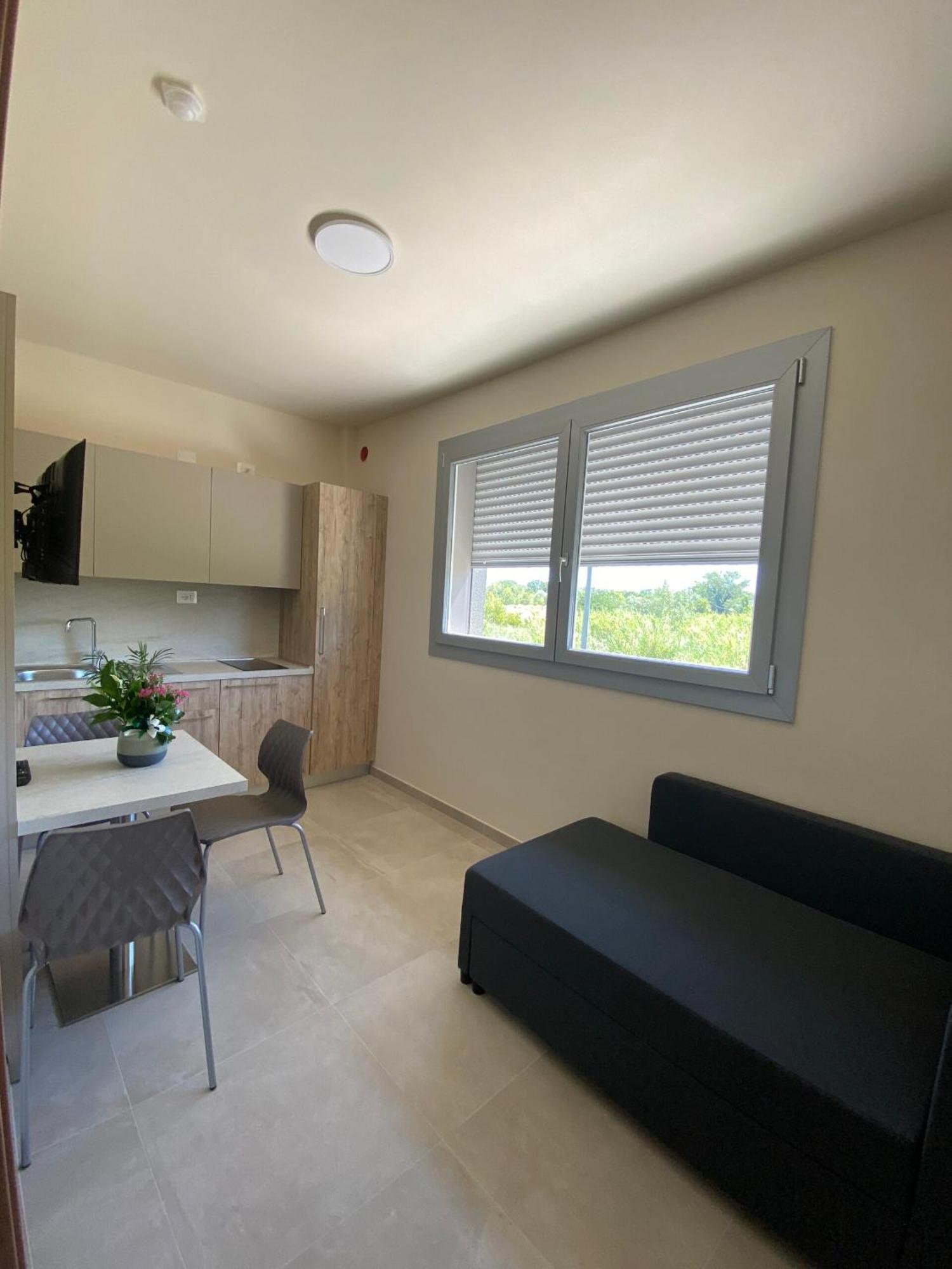 Residence Montefeltro La Torraccia Εξωτερικό φωτογραφία